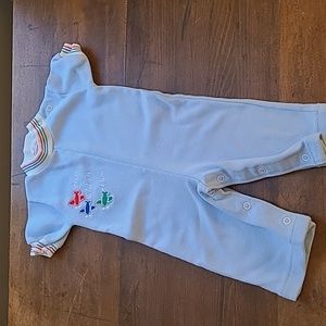 Vintage Health-tex one piece, short sleeve baby Romper, new kid in town/airplane